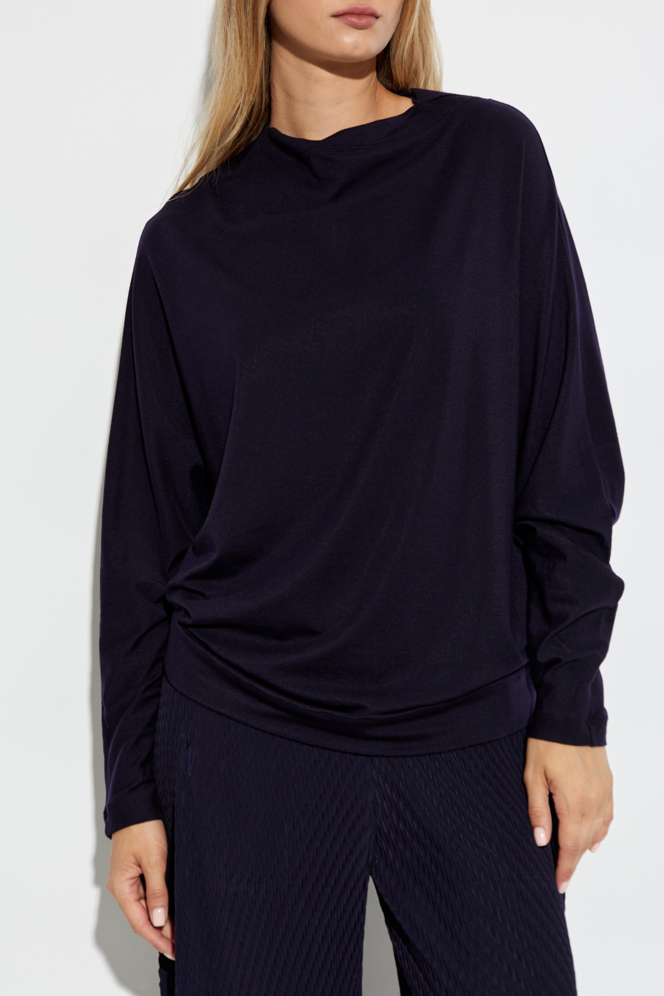 トップス \"ISSEY  MIYAKE\" STRETCH PLEATS TOP – ISSEY MIYAKE ONLINE STORE